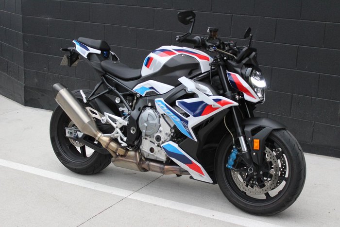 2023 BMW