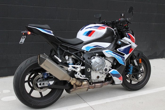 2023 BMW