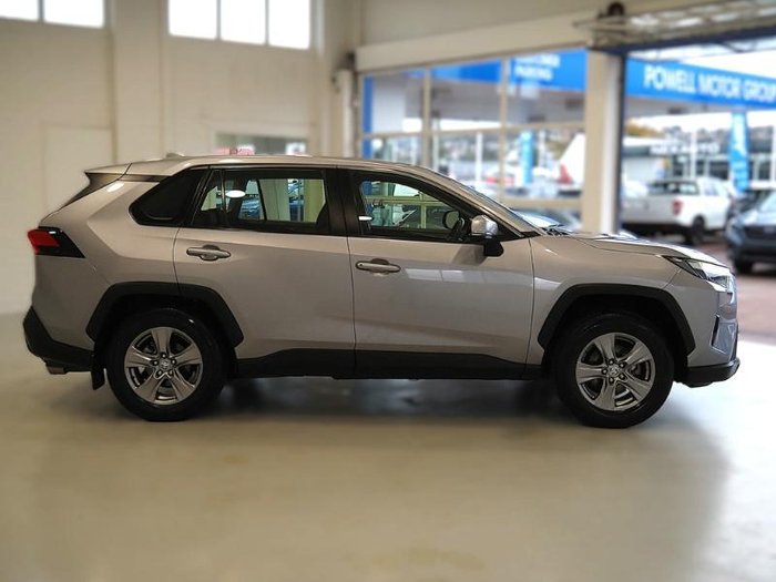 2022 Toyota RAV4 GX