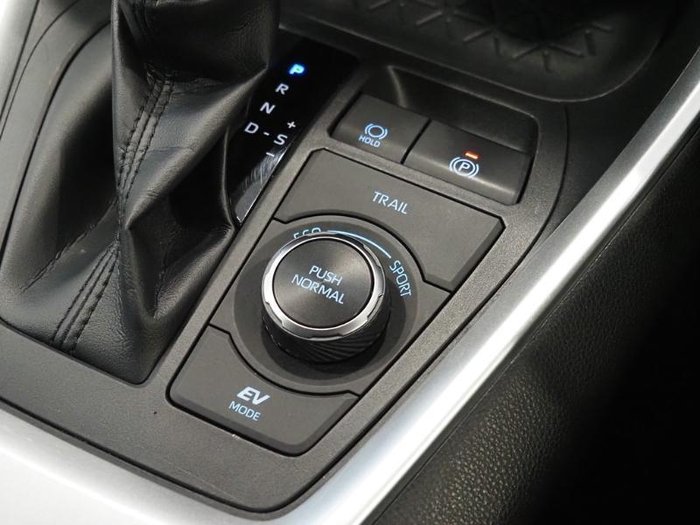 2022 Toyota RAV4 GX