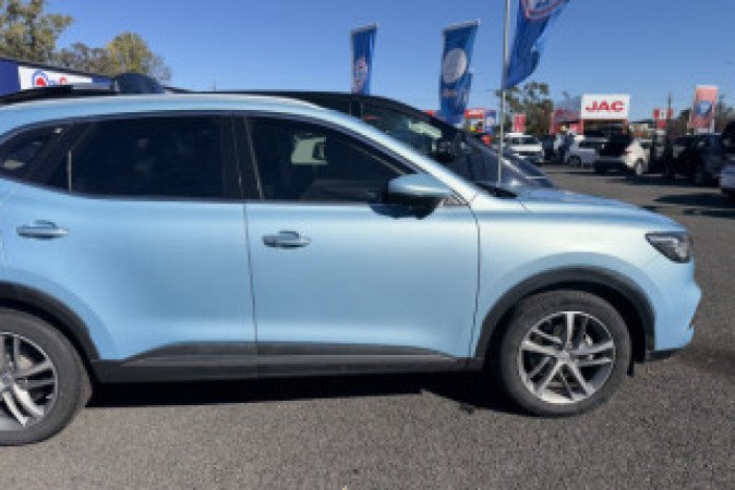 2021 MG HS +EV