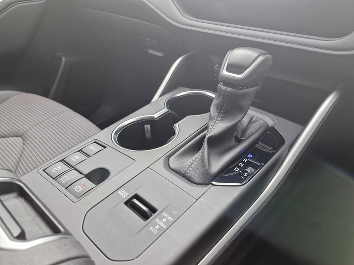 2024 Toyota Kluger GX