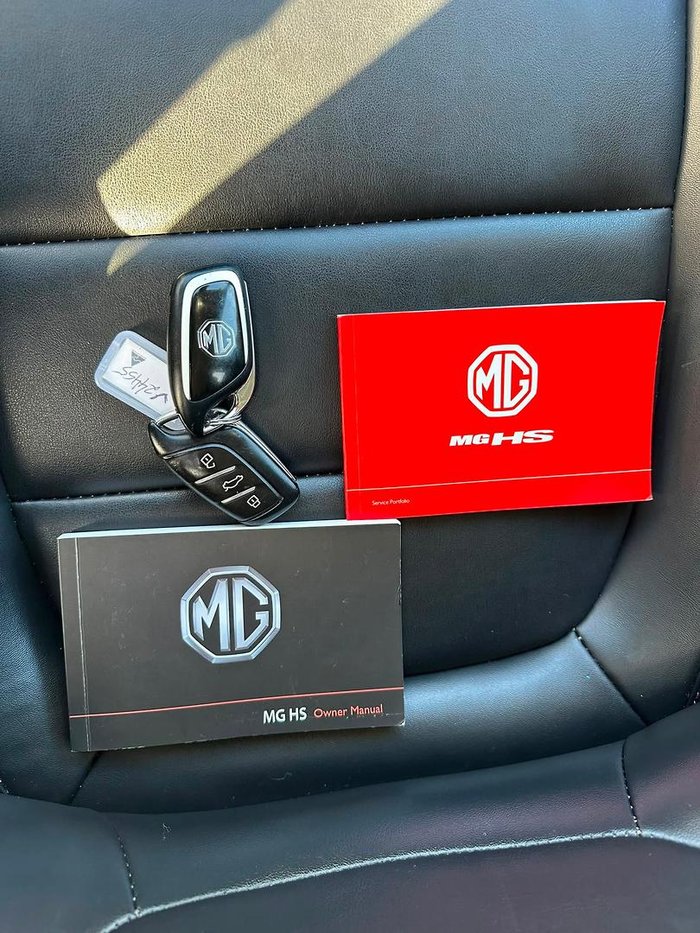 2022 MG HS Vibe