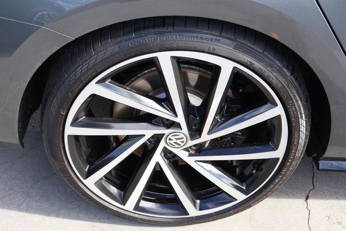 2020 Volkswagen Golf R