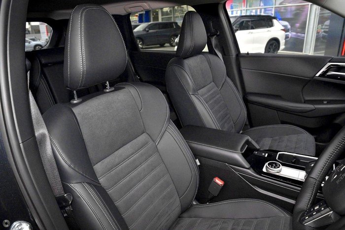 2026 Mitsubishi Outlander Black Edition