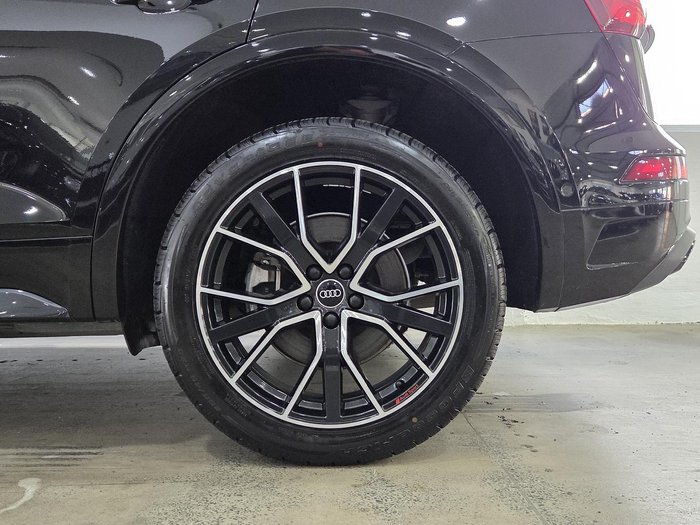 2021 Audi Q5 40 TDI Launch Edition