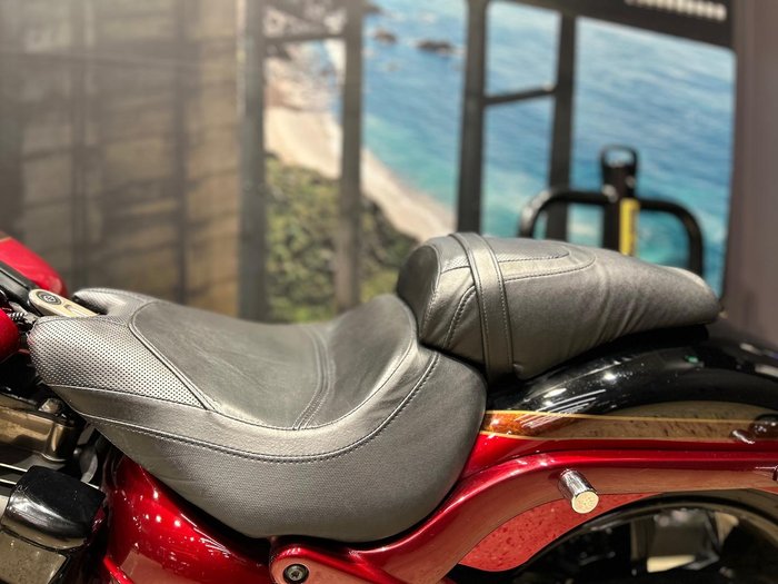 2017 Harley-Davidson CVO Pro Street Breakout (FXSE) CVO Red