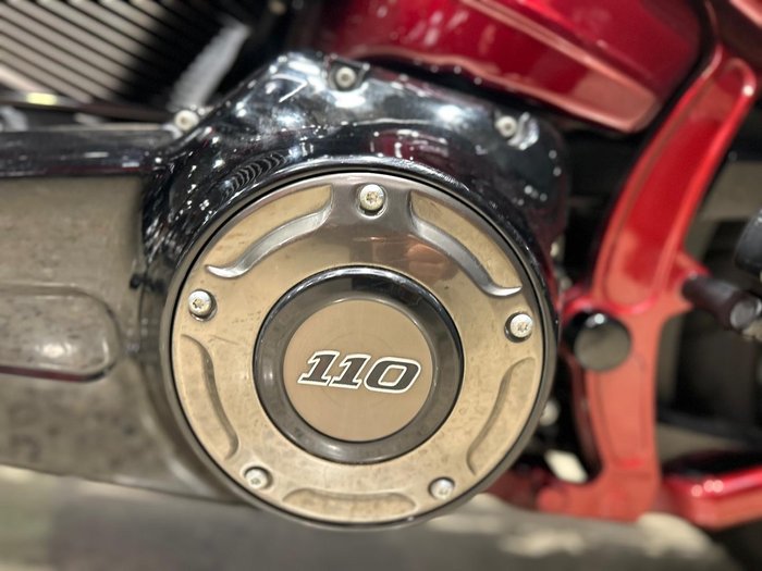 2017 Harley-Davidson CVO Pro Street Breakout (FXSE) CVO Red