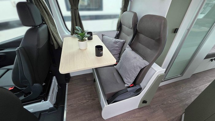 2024 Winnebago Bondi 4S 4 Berth