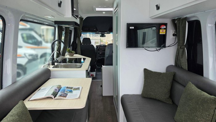 2024 Winnebago Bondi 4S 4 Berth