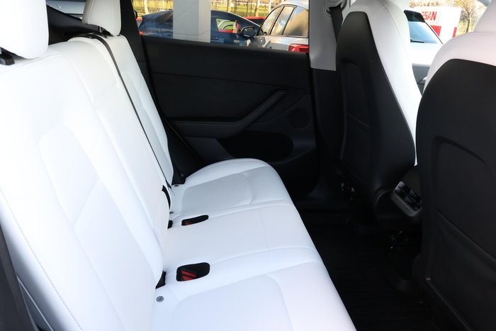 2023 Tesla Model Y Rear-Wheel Drive