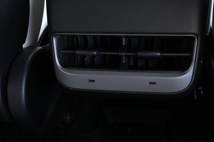 2023 Tesla Model Y Rear-Wheel Drive
