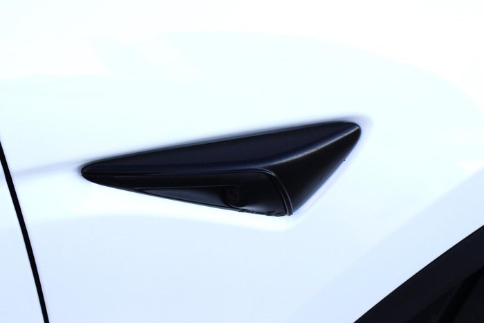 2023 Tesla Model Y Rear-Wheel Drive