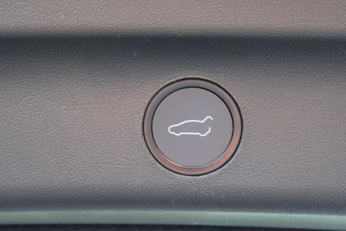 2023 Tesla Model Y Rear-Wheel Drive