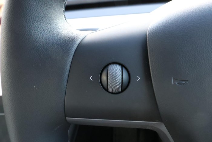2023 Tesla Model Y Rear-Wheel Drive