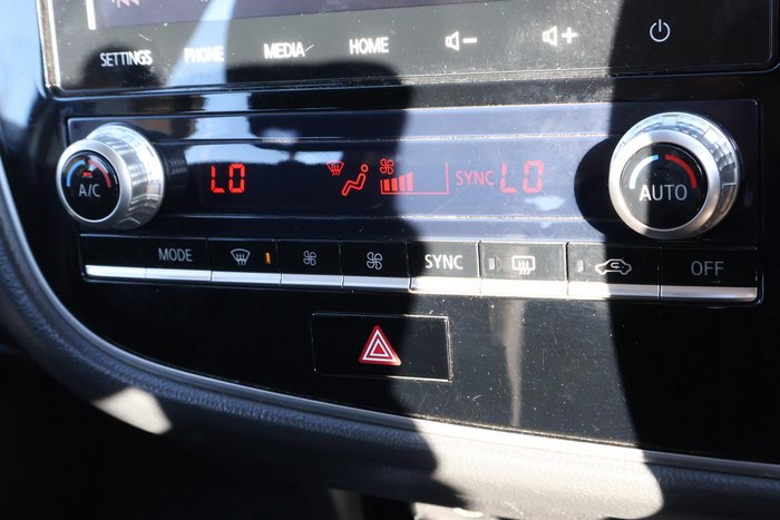 2020 Mitsubishi Outlander ES