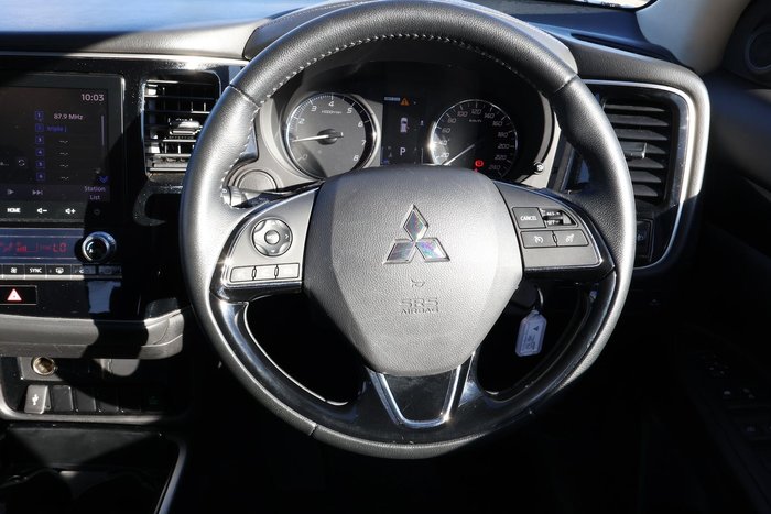 2020 Mitsubishi Outlander ES