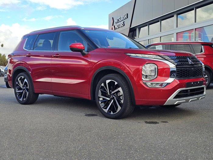 2024 Mitsubishi Outlander Exceed Tourer