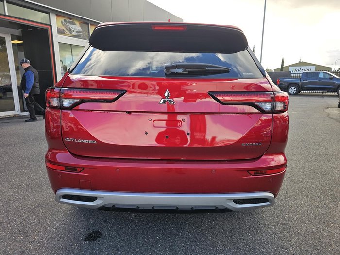 2024 Mitsubishi Outlander Exceed Tourer
