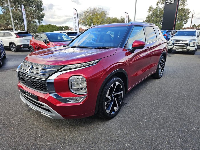 2024 Mitsubishi Outlander Exceed Tourer
