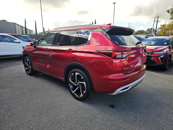 2024 Mitsubishi Outlander Exceed Tourer