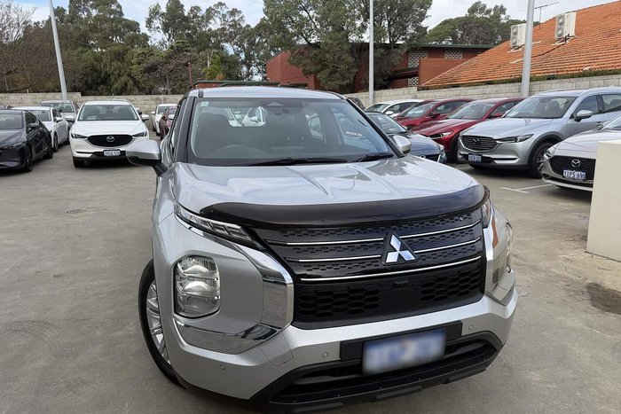 2023 Mitsubishi Outlander