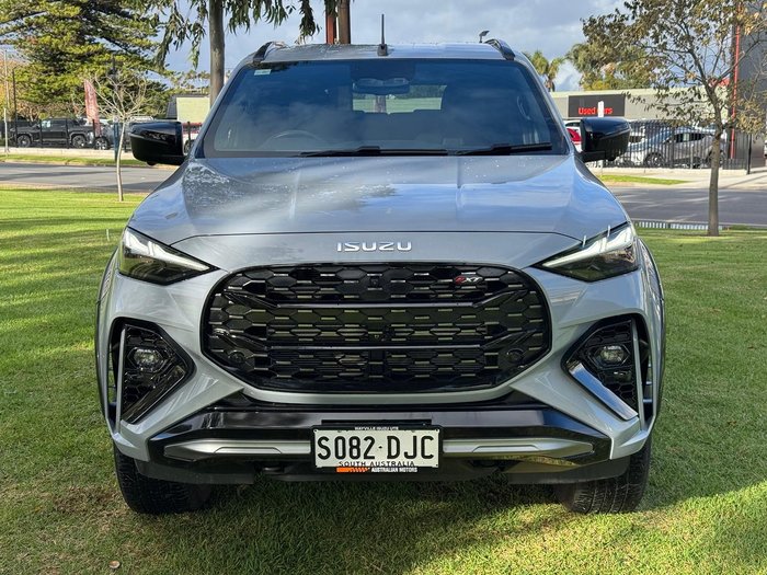 2025 Isuzu MU-X X-TERRAIN