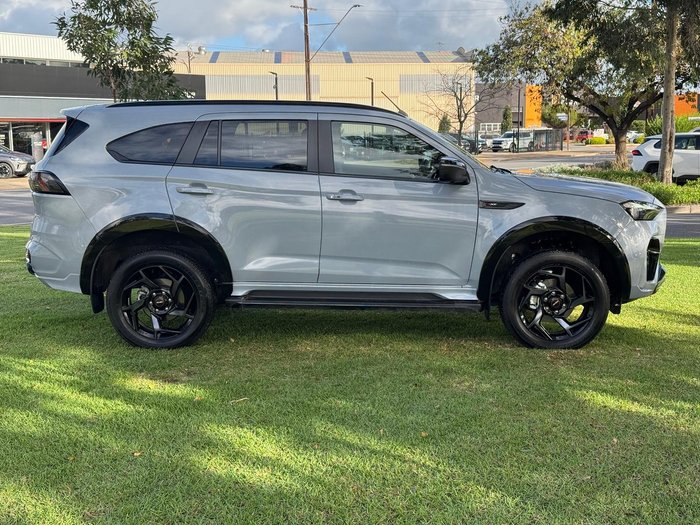 2025 Isuzu MU-X X-TERRAIN