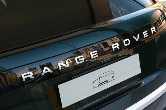 2026 Land Rover Range Rover P530 Autobiography