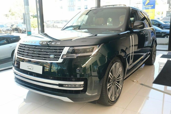 2026 Land Rover Range Rover P530 Autobiography