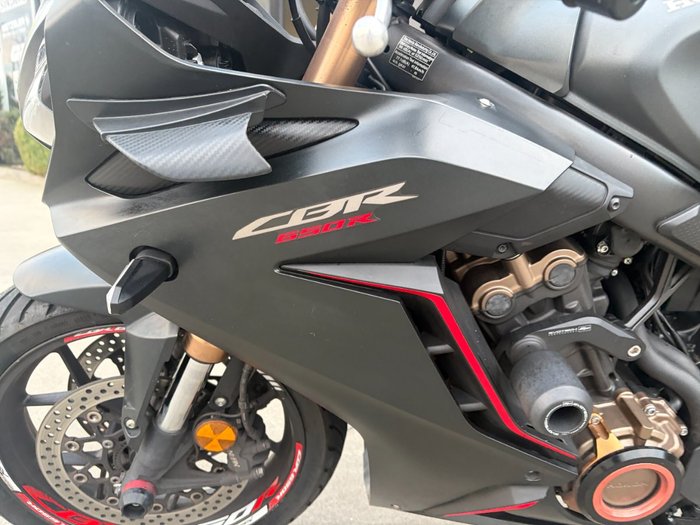 2019 Honda CBR650R Black