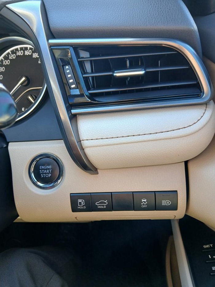 2020 Toyota Camry SL