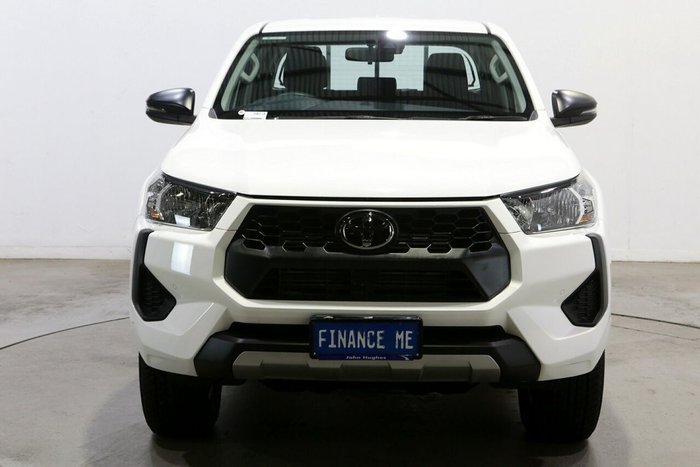 2025 Toyota Hilux SR 48V