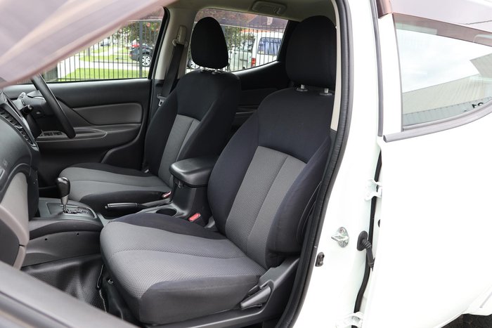 2016 Mitsubishi Triton GLX