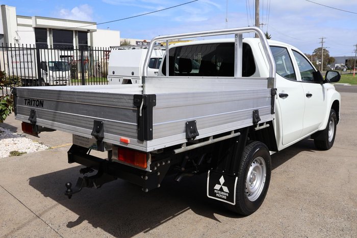 2019 Mitsubishi Triton GLX ADAS