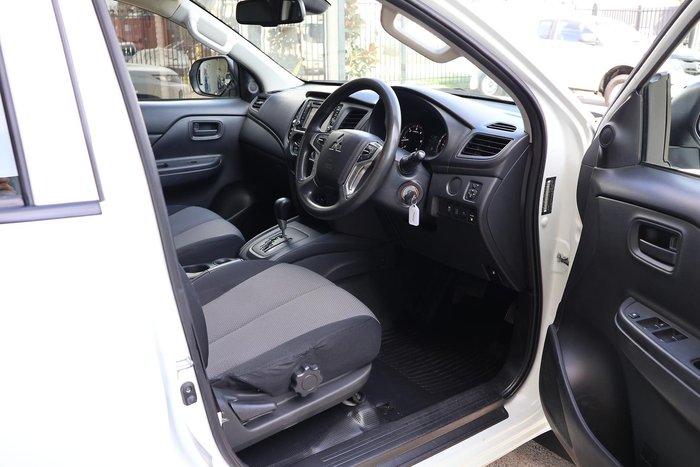 2019 Mitsubishi Triton GLX ADAS