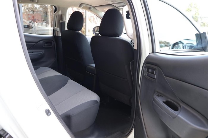 2019 Mitsubishi Triton GLX ADAS