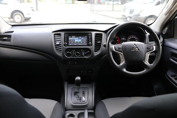 2019 Mitsubishi Triton GLX ADAS