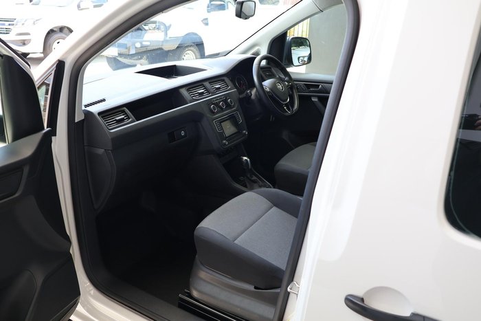 2017 Volkswagen Caddy TSI220