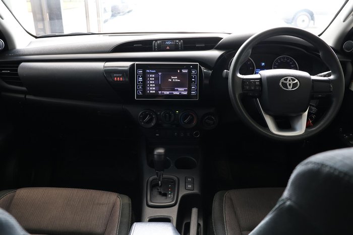 2018 Toyota Hilux SR