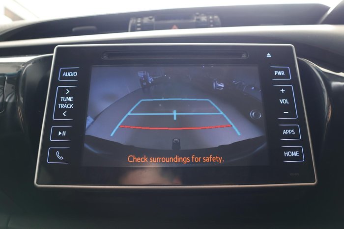 2018 Toyota Hilux SR