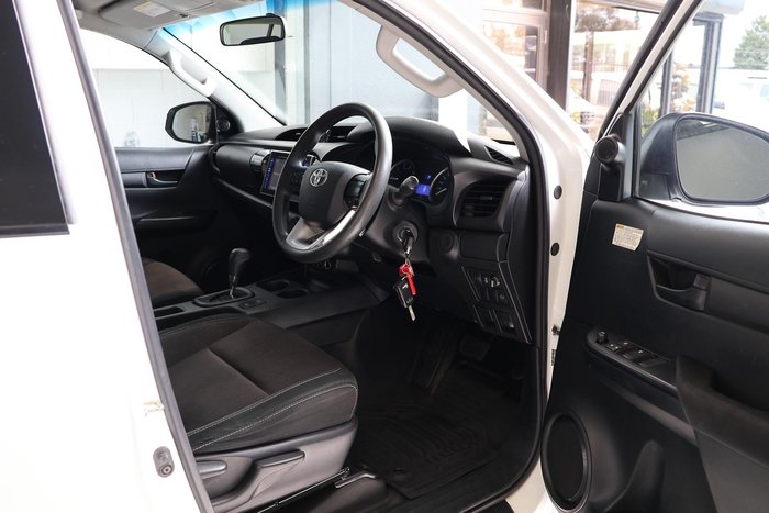 2018 Toyota Hilux SR