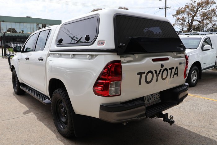 2018 Toyota Hilux SR