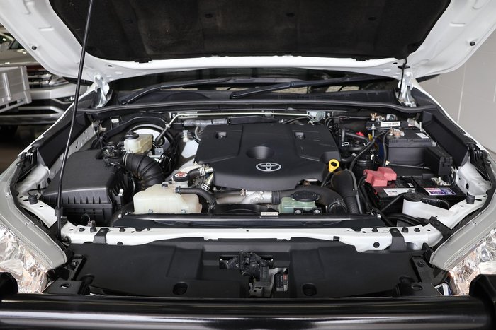 2018 Toyota Hilux SR