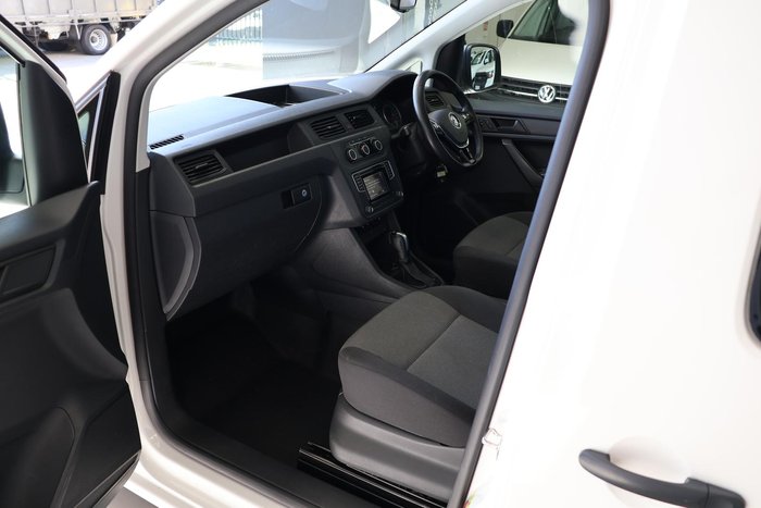 2016 Volkswagen Caddy TSI220