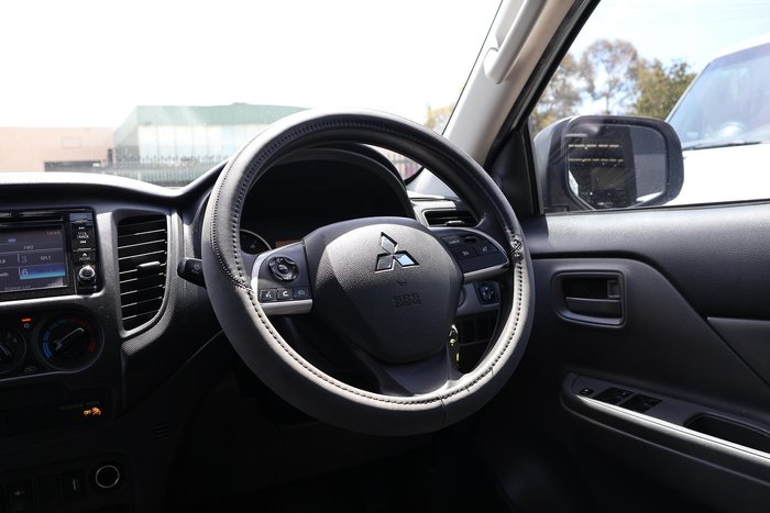 2018 Mitsubishi Triton GLX