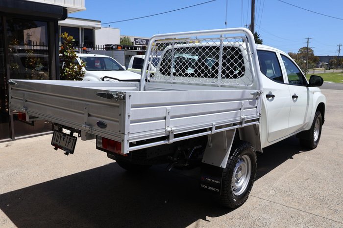 2021 Mitsubishi Triton GLX