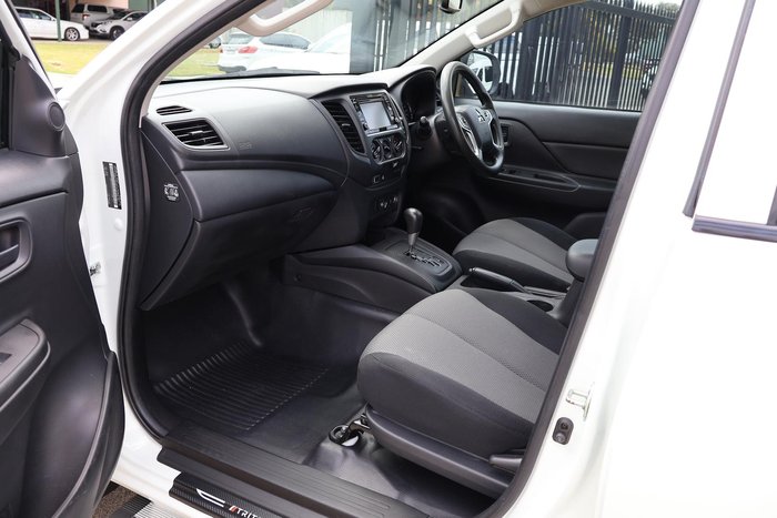 2018 Mitsubishi Triton GLX ADAS