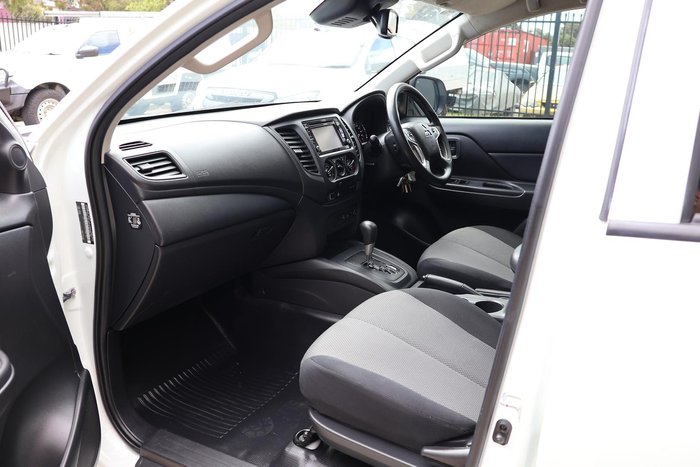 2019 Mitsubishi Triton GLX ADAS