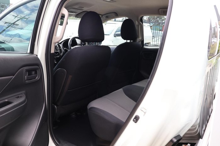 2019 Mitsubishi Triton GLX ADAS